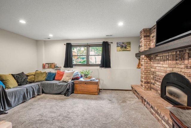 13454 Jonquil Street NW, Andover, MN 55304