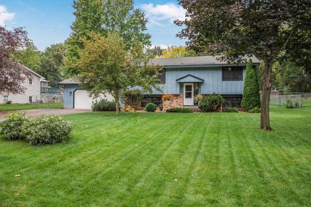 13454 Jonquil Street NW, Andover, MN 55304