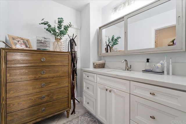 3024 Plaza Alonzo, Bonita, CA 91902