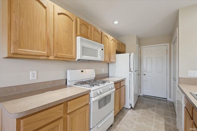 4417 Ashard Drive, South Bend, IN 46628