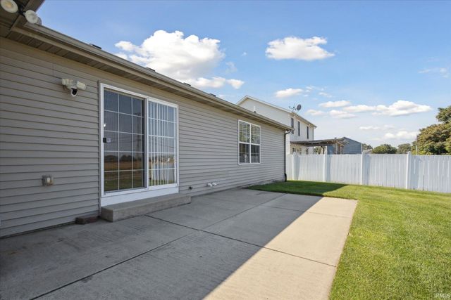4417 Ashard Drive, South Bend, IN 46628