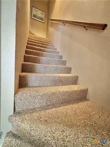 454 S 15th Street, Port O'connor, TX 77982