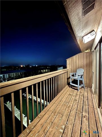 454 S 15th Street, Port O'connor, TX 77982