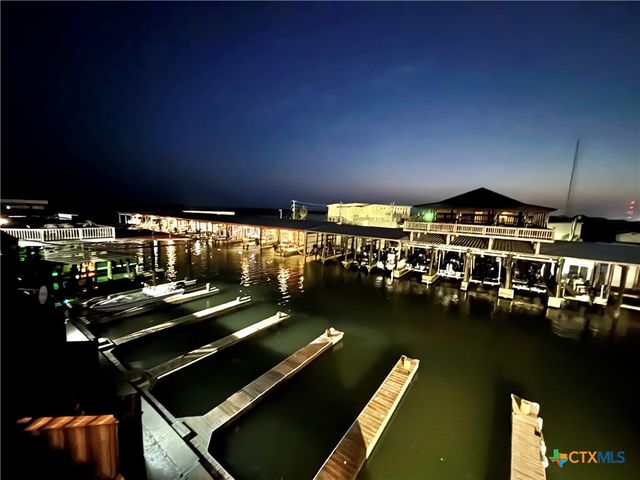 454 S 15th Street, Port O'connor, TX 77982