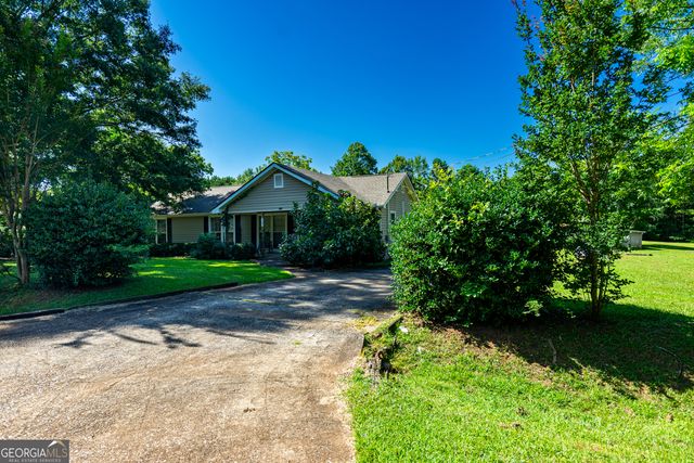 709 Vernon Ferry Road, Lagrange, GA 30240