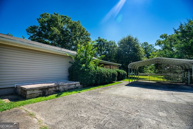 709 Vernon Ferry Road, Lagrange, GA 30240