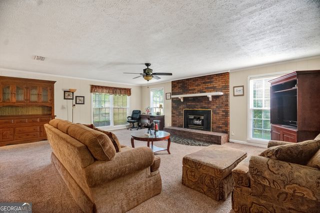 709 Vernon Ferry Road, Lagrange, GA 30240