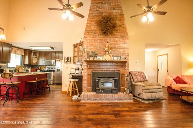 52 Lakeshore Cir, Leitchfield, KY 42754