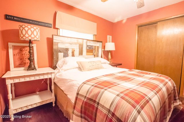 52 Lakeshore Cir, Leitchfield, KY 42754