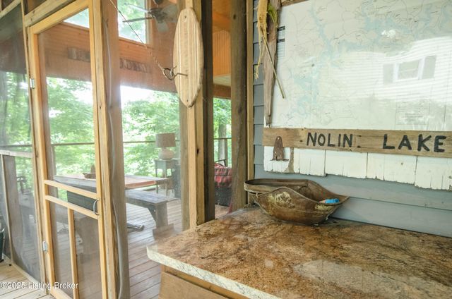 52 Lakeshore Cir, Leitchfield, KY 42754