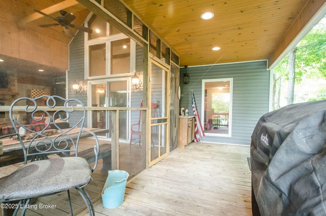 52 Lakeshore Cir, Leitchfield, KY 42754