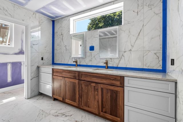 14 Khloe Lane 0, Northampton, MA 01060
