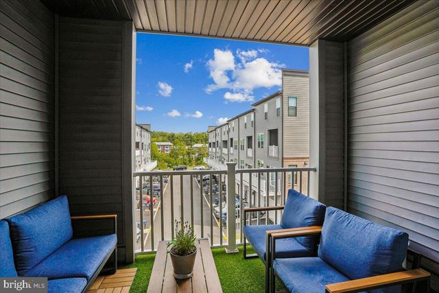 14244 NEWBROOK DR, Chantilly, VA 20151