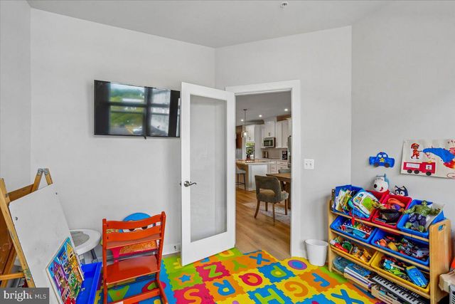14244 NEWBROOK DR, Chantilly, VA 20151