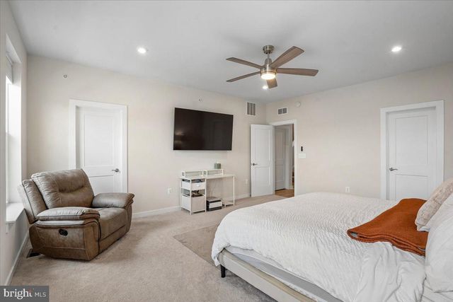 14244 NEWBROOK DR, Chantilly, VA 20151