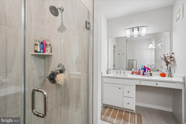 14244 NEWBROOK DR, Chantilly, VA 20151