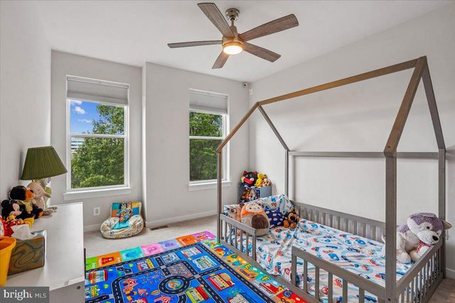 14244 NEWBROOK DR, Chantilly, VA 20151