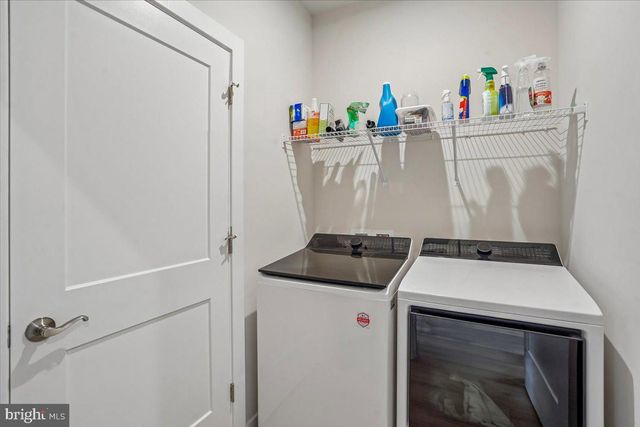 14244 NEWBROOK DR, Chantilly, VA 20151