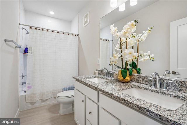 14244 NEWBROOK DR, Chantilly, VA 20151