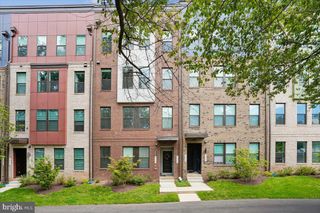 14244 NEWBROOK DR, Chantilly, VA 20151