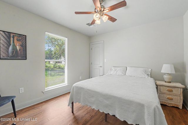 215 Old Spanish Trail, Waveland, MS 39576