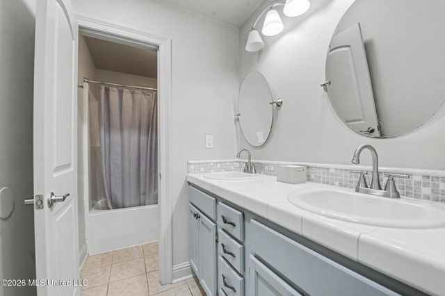 215 Old Spanish Trail, Waveland, MS 39576