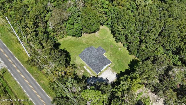 215 Old Spanish Trail, Waveland, MS 39576