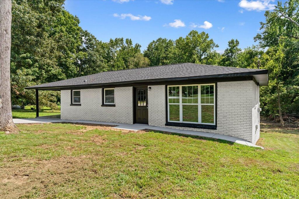 128 Robinhood Way, Dalton, GA 30720