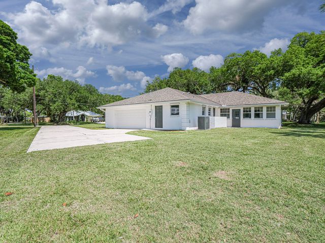 3360 Buckinghammock Trail, Vero Beach, FL 32960