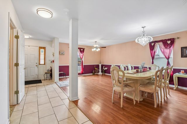 5645 Savoy Drive, Lake In The Hills, IL 60156