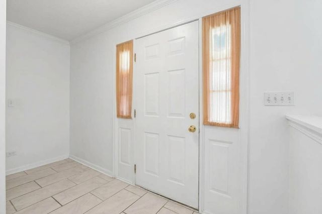 5645 Savoy Drive, Lake In The Hills, IL 60156