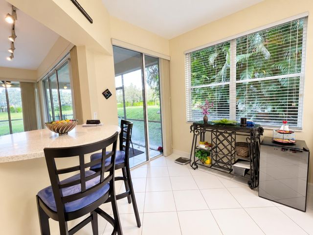 6325 GRAYCLIFF Drive B, Boca Raton, FL 33496