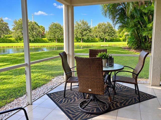 6325 GRAYCLIFF Drive B, Boca Raton, FL 33496