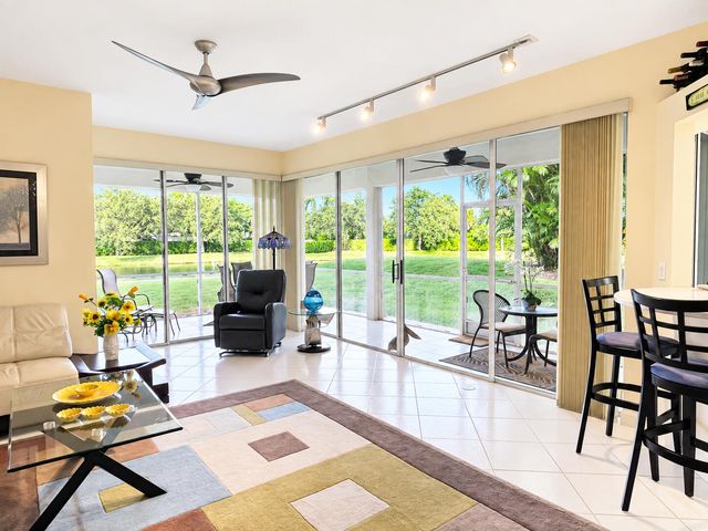 6325 GRAYCLIFF Drive B, Boca Raton, FL 33496