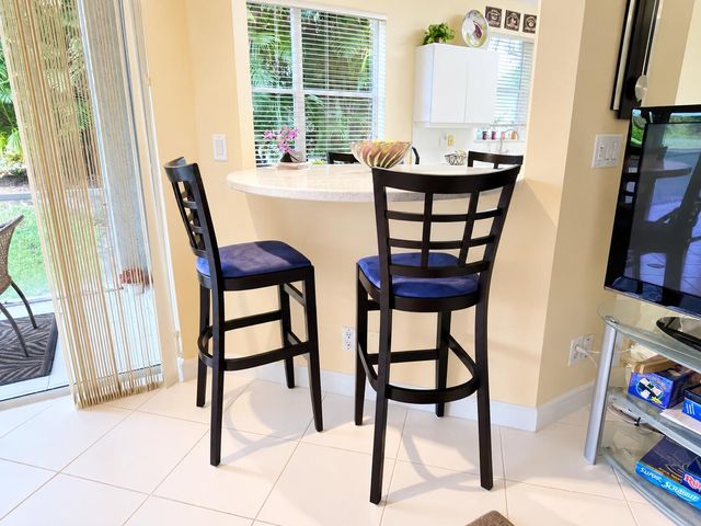 6325 GRAYCLIFF Drive B, Boca Raton, FL 33496