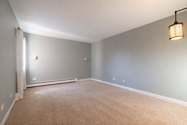 1321 S Finley Road 419, Lombard, IL 60148