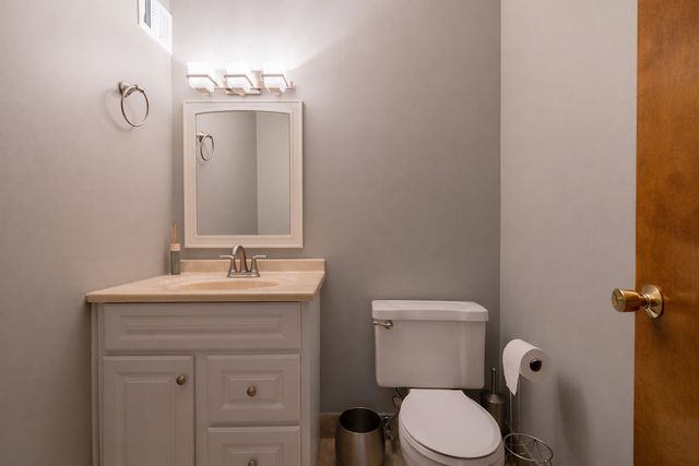 1321 S Finley Road 419, Lombard, IL 60148