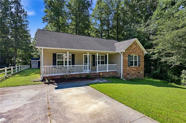 314 Conrad Circle, Thomasville, NC 27360