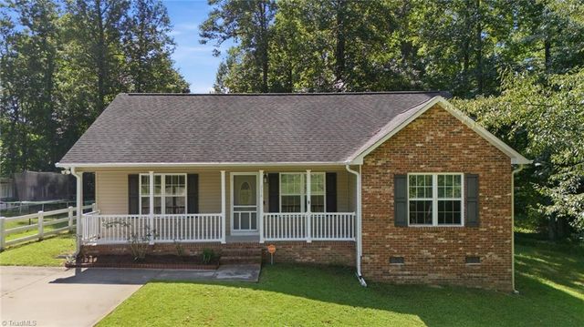 314 Conrad Circle, Thomasville, NC 27360