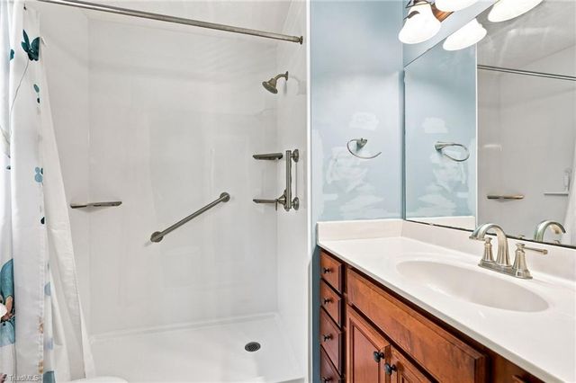 314 Conrad Circle, Thomasville, NC 27360