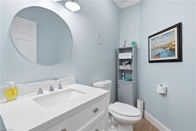 308 Wentworth CT, Naples, FL 34104