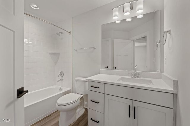 17 Plumleaf Lane, Durham, NC 27703