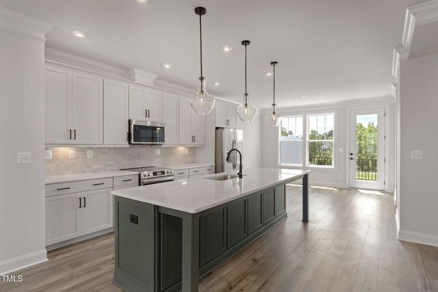 17 Plumleaf Lane, Durham, NC 27703