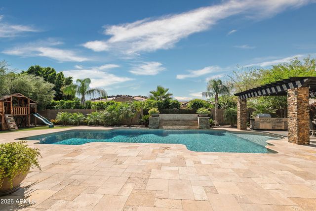 9371 W LOS GATOS Drive, Peoria, AZ 85383