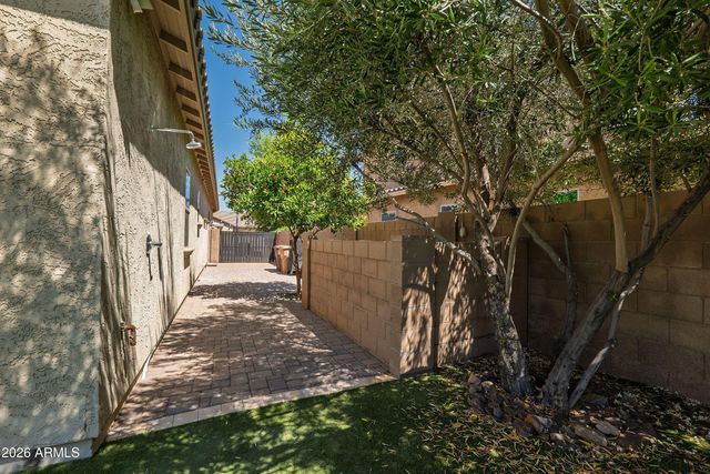 9371 W LOS GATOS Drive, Peoria, AZ 85383