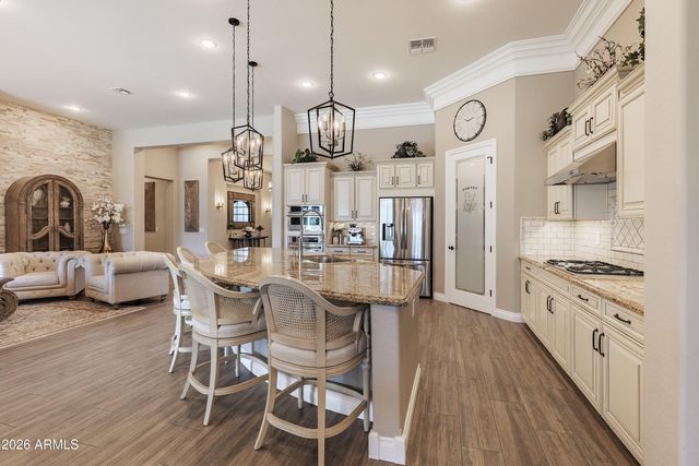 9371 W LOS GATOS Drive, Peoria, AZ 85383