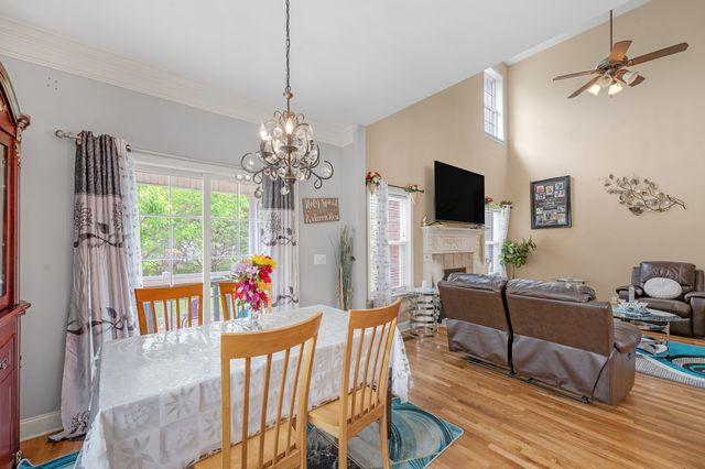 1329 Balson Dr, Murfreesboro, TN 37128