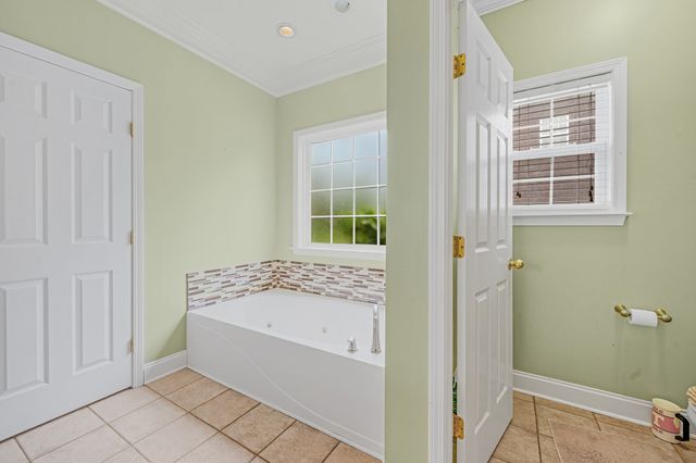 1329 Balson Dr, Murfreesboro, TN 37128