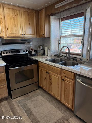 729 S Central Street, Tonopah, NV 89049