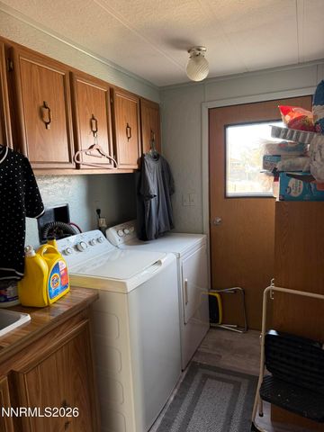 729 S Central Street, Tonopah, NV 89049